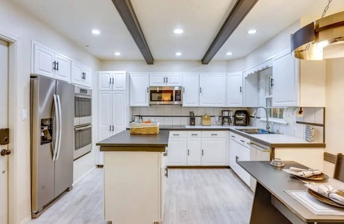 Lewisburg House | Spacious 5BR House walk to Bucknell, Private Pool