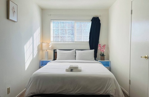 West San Jose House | Spacious 6-bedroom house in delightful San Jose with AC