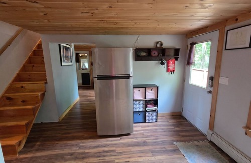 Middleton House | Spacious Lake 3-bedroom house in peaceful Middleton with AC & gym, Dog friendly