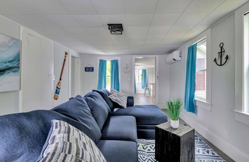 Orono House | Spacious Lakeside Retreat: 4-Bedroom Game Room