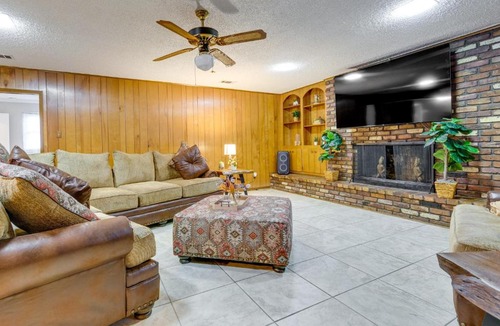 Little Rock House | Spacious Little Rock Home w/Patio - 9 Mi to Dtwn!