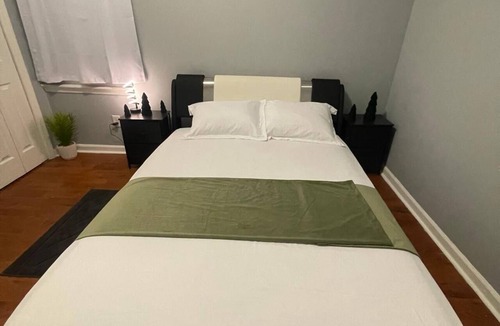 Newark Apartment | Spacious, Pristine, Private bedroom apartment in excellent Newark with AC &TV