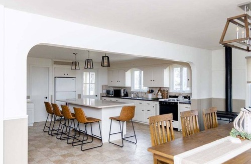 Leola House | Spacious & Quiet Amish Farm Stay - 16+ Guests