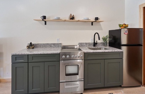 Holderness House | Squam waterfront 2 bed 2bath (Suite 9)