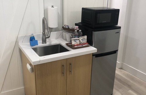 Moss Beach Apartment | Studio with Private Entrance/Patio/Hot Tub