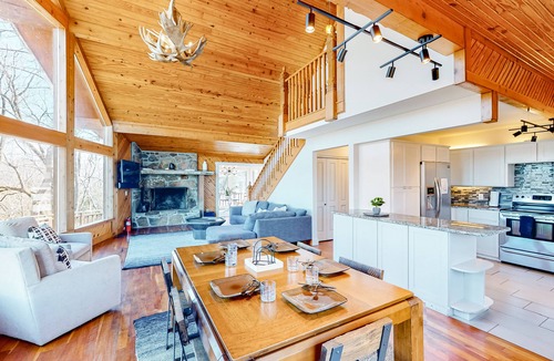 Carroll County Cabin | Stunning lakefront home with guesthouse, private infinity pool, sauna & firepit