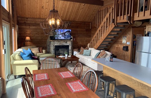 Edray House | Summer 2025 book 3 nights and get the 4th free! Dogs welcome!