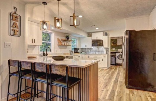 Stone Mountain House | Summer Escape with a Private Pool Perfect for Families, Spacious, Great Location