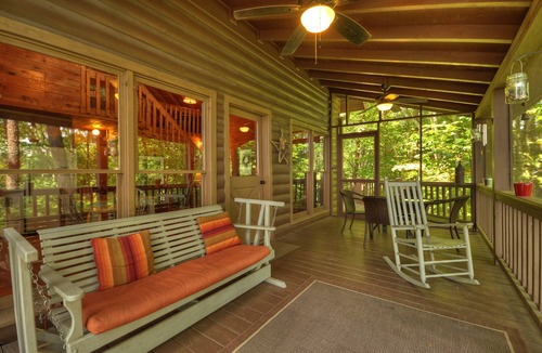 Blue Ridge Cabin | Summer Sale-5 Star-Incredible Views-Hot Tub-Love Pups-15 min to Blue Ridge-Clean