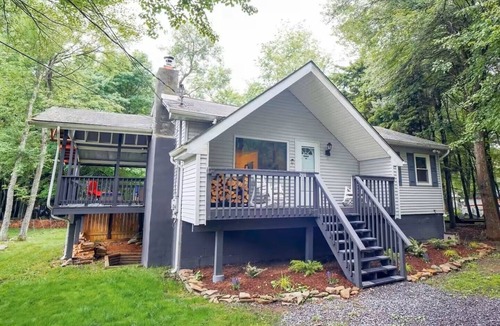 Pocono Summit House | Sunrise Summit | Pet-Friendly Hot Tub Fenced Yard