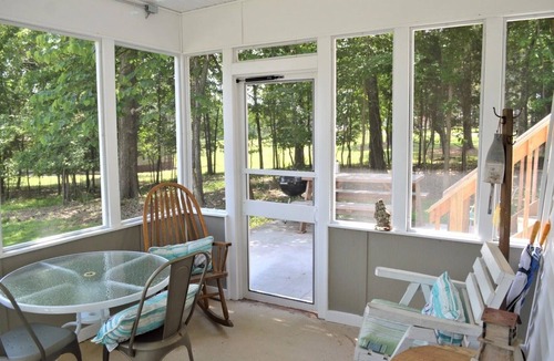 Gamaliel Cottage | Take It Easy Resort - Cottage #78, Norfork Lake Cabin w/Dock Slip, Walk to Water