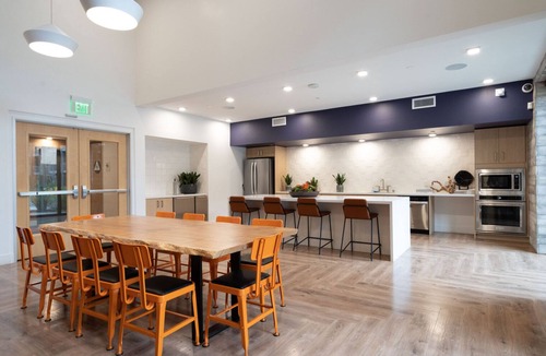 Fremont Apartment | Tasteful Fremont Studio w/ W/D & Gym, 5 mins to Tesla, by Blueground