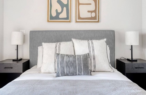 Fremont Apartment | Tasteful Fremont Studio w/ W/D & Gym, 5 mins to Tesla, by Blueground