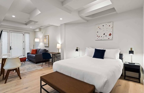 Pacific Heights Apartment | The Addison by Kasa | Welcoming Queen Studio | San Francisco