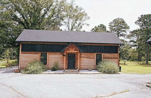 Bismarck Cabin | The Brightbill, Cozy Cabin Near Arlie Moore Boat Ramp, Sleeps 6