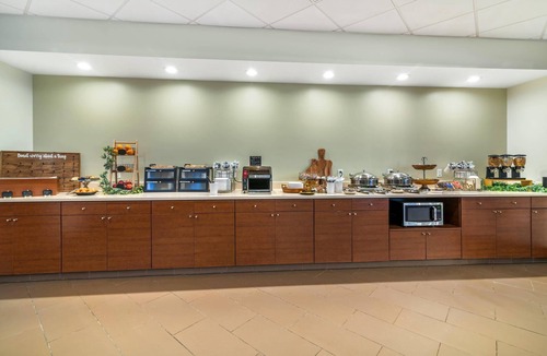 Cohoes Hotel | The Clocktower Hotel Latham - North Albany, an Ascend Collection Hotel