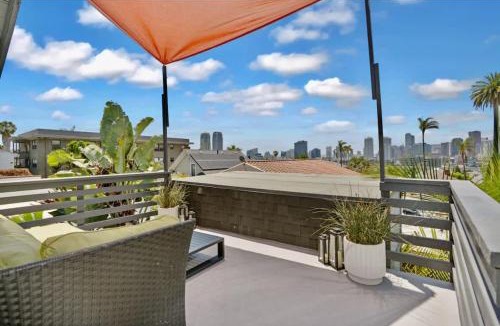 Golden Hill Apartment | The Downtown Carraige Flat