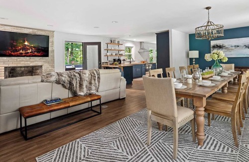 Tucker House | The Gathering Grove