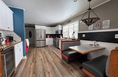 Mount Morris House | the HUB - Fun Board Game 1980s Vibe @ Letchworth - 8 mins SUNY Geneseo - 3BD 2BA