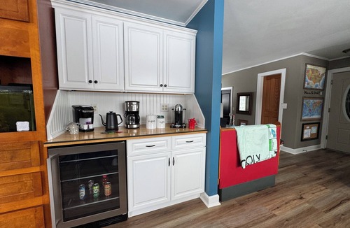 Mount Morris House | the HUB - Fun Board Game 1980s Vibe @ Letchworth - 8 mins SUNY Geneseo - 3BD 2BA