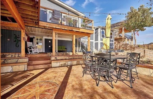 Rockwell House | The Point of Paradise
