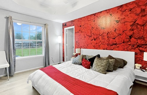 Springdale House | The Stay at Steuben, Hot Tub, Remodeled Home