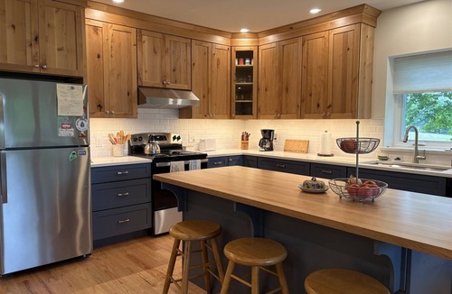 Jefferson House | The Willows/Damariscotta Lake