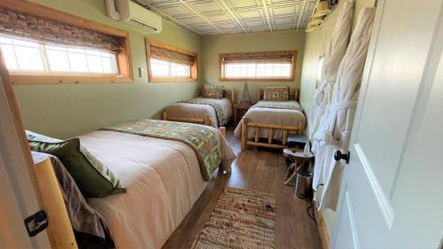 Phelps Bed & Breakfast | The Yorkshire Inn