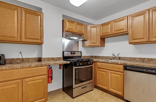 Downtown Harrisburg Apartment | This apartment is a 1 bedroom(s), 1 bathrooms, located in Harrisburg, PA.