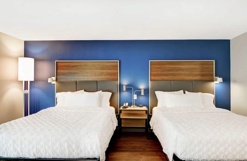 Mechanicstown Hotel | Tru by Hilton Middletown