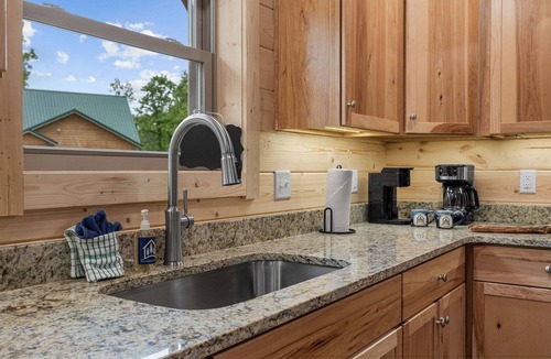 Ridgedale Cabin | True Log Cabin Near Thunder Ridge & Big Cedar Pvt Hot Tub Free Attraction Tickets Bonus Loft