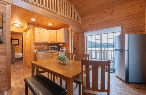 Bethlehem Cabin | Two King Villa White Mountains Basecamp