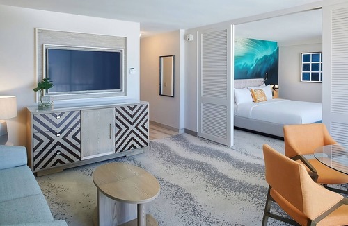 Waikiki Hotel | Ultimate Oahu Getaway! 3 Awesome Units, Pets Allowed, Near Waikiki Beach Walk!