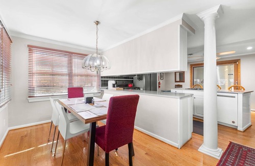 Clarence Apartment | Updated Apartment on Main Street - Clarence, NY
