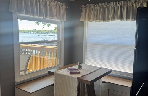Ashville House | updated, lakefront 4-bedroom house with AC in Ashville on Chautauqua Lake
