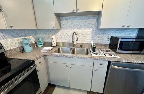 Downtown Memphis Condo | Urban Forge Loft! Walk to Beale St, Fed Ex Forum, The Peabody, etc. Free parking