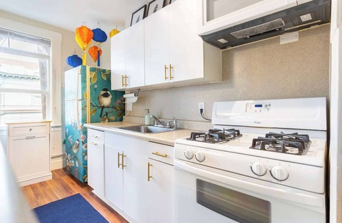 Noe Valley Apartment | Vibrant & Cozy Studio in Central Noe Valley