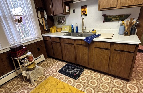 Pottersville Cabin | Vintage ADK Cabin- Great Deal, Perfect Location, book your Gore Mtn. trip today!
