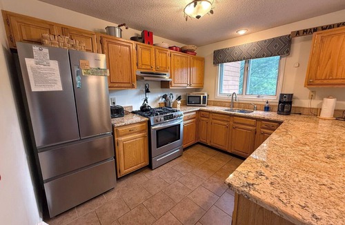 Bretton Woods House | W38: Spacious 5BR Slope-View Retreat | Ping Pong, Fireplace & Bretton Woods Adventure