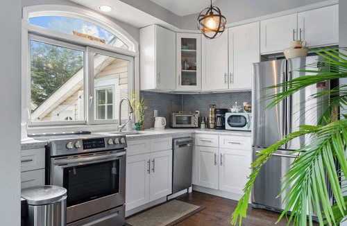 Wading River House | Wading River 3BR Cottage | 5 Min to Beach, Pet-Friendly, Fire Pit