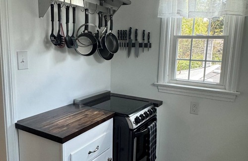 State College House | Walk Anywhere PSU! 3BR home in College Heights. Summer discount now!