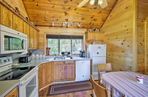 Bolton Landing Cottage | Walk to Beach! Bolton Landing Cottage w/Deck