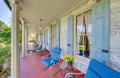 Salunga House | Walk to Creek: Mount Joy Home Near Nook Sports