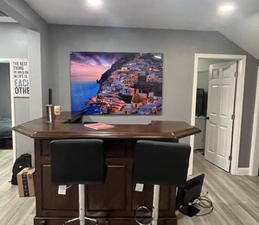 Pleasanton House | Walk to Downtown | Workspace + Pet Friendly