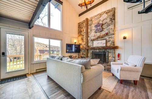 Fairfield House | Walk to Liberty Mountain: Lake-View Ski Retreat!