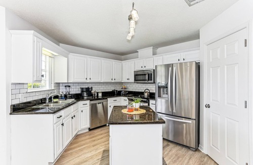 Florida Panhandle House | Warm and Inviting 4BR Home, Perfect for Families