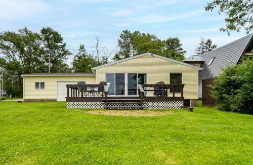 Jamestown West House | Waterfront Chautauqua Lake Home w/Deck & Grill!