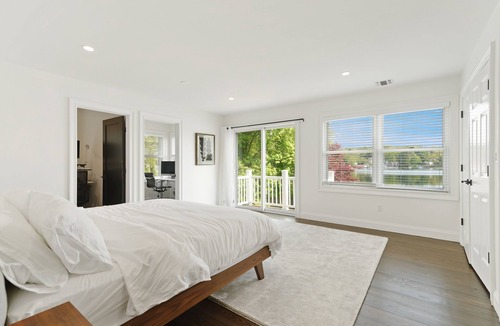Mahopac House | Waterfront Home on Lake Mahopac 1HR from NYC
