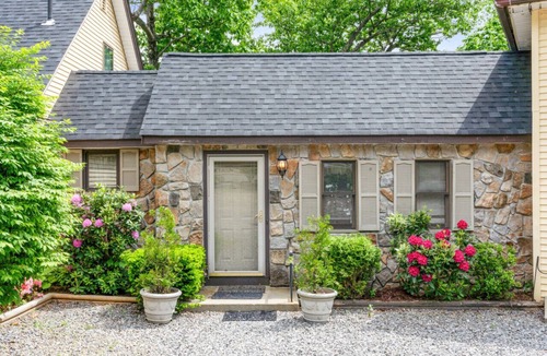 Holderness House | Waterfront home on Squam Lake