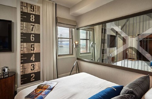 South Beach Hotel | Waterfront Queen Room w/Free Breakfast & Bay View | 1 Mile to Oracle Park